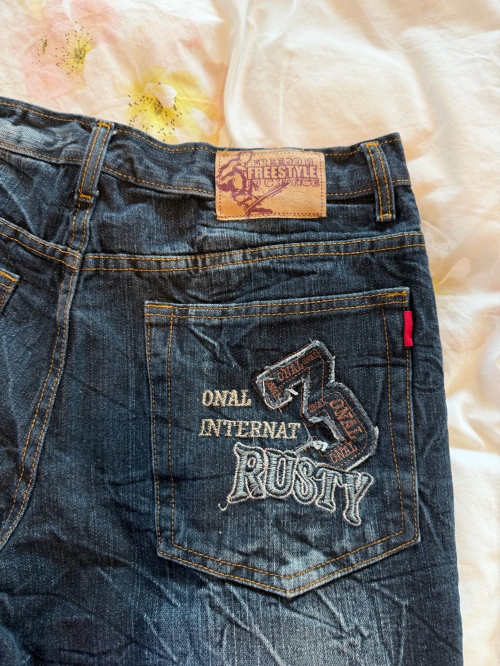 Rusty VTG Men's Dark Blue Denim Jeans with Embroidered Back Pocket 34x29